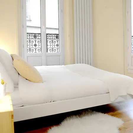 Paris-pantheon Ii Apartment *